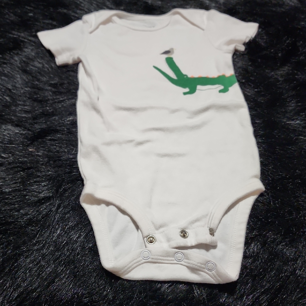 Carter's White and Green Bodysuit with Crocodile Design. Size 12 Months.